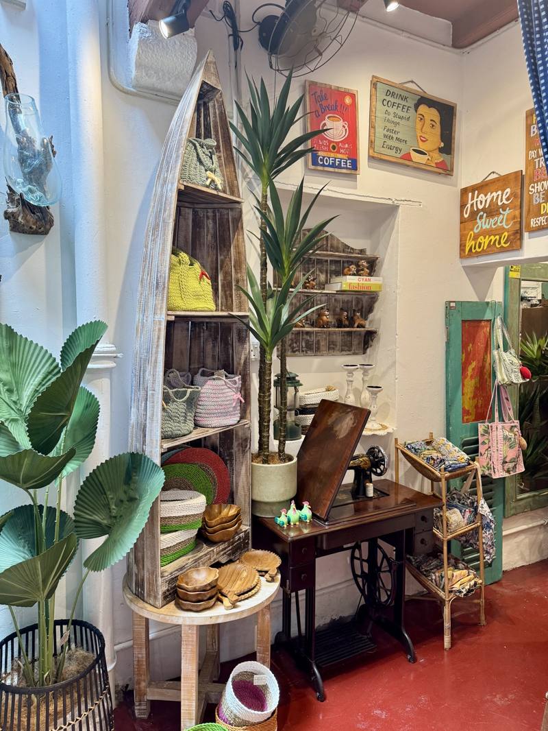 Shelves at Kedai Serbaneka